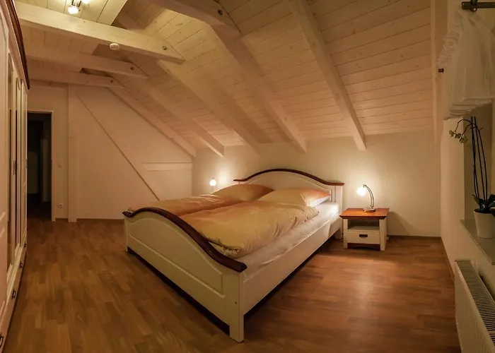 Ruhige Mit Parkplatz In Lägenhet